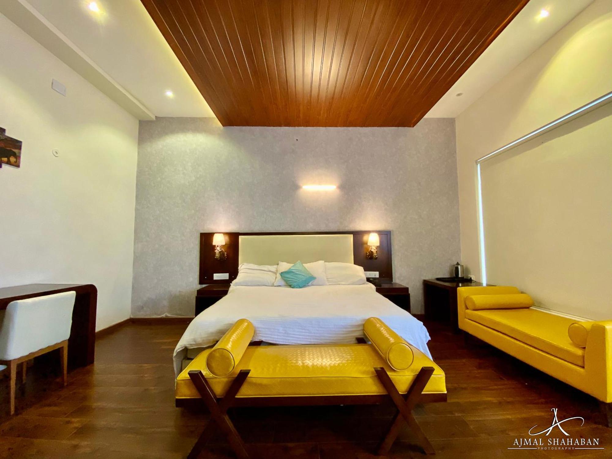Hotel Mountain Trails Ooty Exterior foto