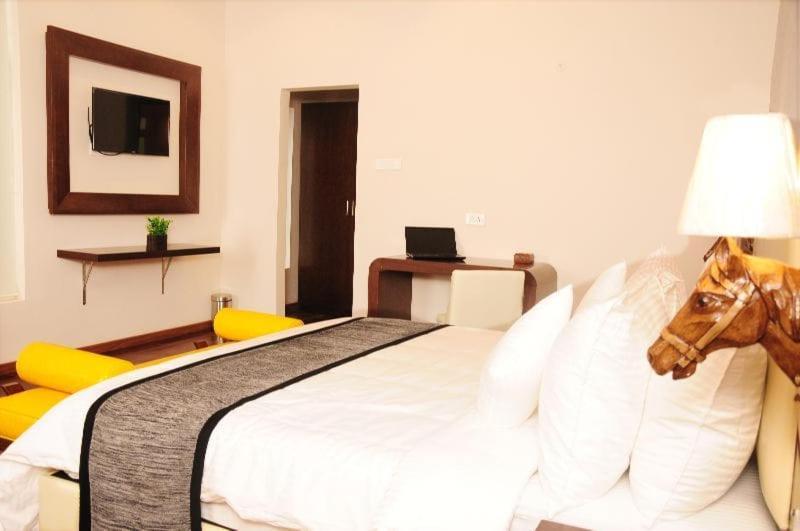 Hotel Mountain Trails Ooty Exterior foto